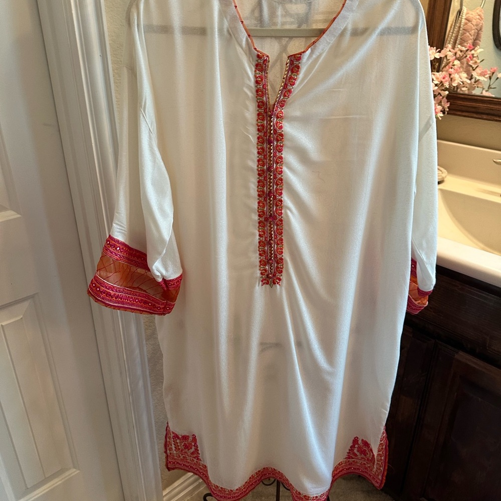 Junaid Jamshed Embroidered White Kurti